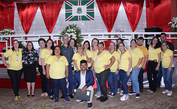 Desfile C Vico Marca Comemora O De Anivers Rio De Bandeirantes Folha