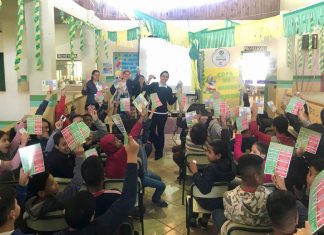 Alunos recebem palestra ‘Lixo, de quem é o problema?