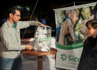 Sicredi marca presença no Gigante Vermelho de Cândido Mota