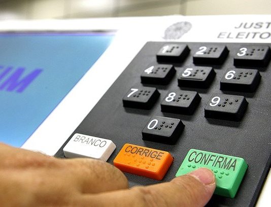 TSE abre debate sobre proibição de campanha em templos religiosos
