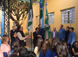 Colégio ECEL comemora Semana da Pátria e participa de Desfile Cívico