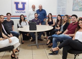 Unopar Bandeirantes comemora aprovados no exame da OAB