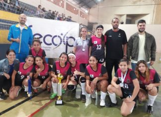 De virada. Equipe bandeirantense feminino conquista título Sub17 de Futsal
