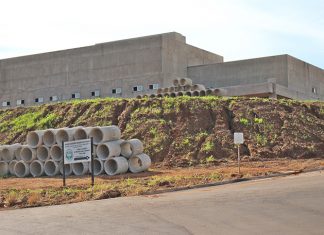 Hospital Regional começa a receber tubulação externa