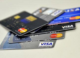Juros do cheque especial e do rotativo do cartão sobem em dezembro