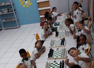 Município implanta Xadrez como disciplina nas escolas de Tempo Integral