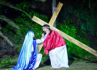 Encenação da Paixão, Morte e Ressurreição de Jesus Cristo atrai grande público