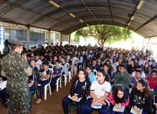 TG faz palestra no Colégio Mailon Medeiros
