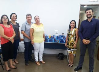 Colégio ECEL promove palestra sobre relacionamento entre pais e filhos adolescentes