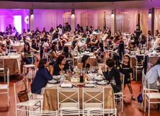 Comemoração pelo Dia das Mães do Colégio Objetivo