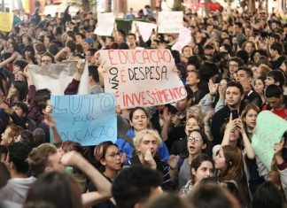 UFPR realiza semana de ações para mobilizar sociedade contra corte de verbas