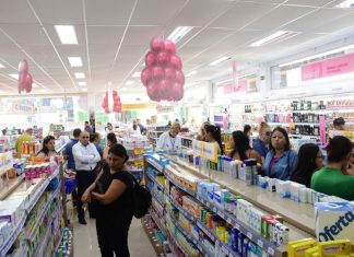 Inauguração da unidade Farmácias Nissei