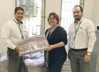 Unimed Norte Pioneiro-PR realiza doação de cobertores