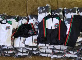 Segunda etapa de entrega de uniformes