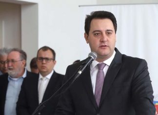 Governo propõe reajuste de 5,09% e pacote de contratações de servidores