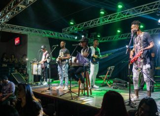 Inimigos da HP faz show e leva público ao êxtase no Império