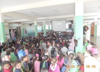 Sicoob Ouro Verde apresenta vídeo da Cantata Encanto de Natal 2018 para crianças do coral