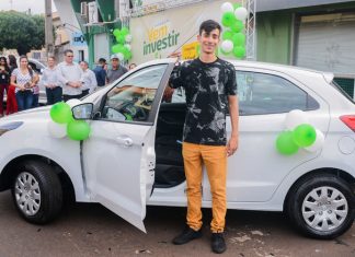 Associado Sicredi é sorteado e ganha veículo 0 km