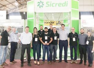 Sicredi marca presença na FICAFÉ e na GENIUS.CON 2019 em Jacarezinho