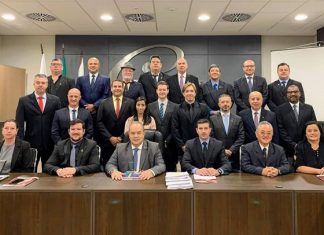 Última reunião do ano do CREF9/PR