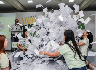 Sicredi finaliza Promoção Vem Investir e Ganhar e entrega uma caminhonete Ford Ranger 0km