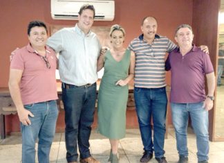 Destaque com Cloara Pinheiro