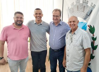 Representantes da Casa Civil visitam Cornélio