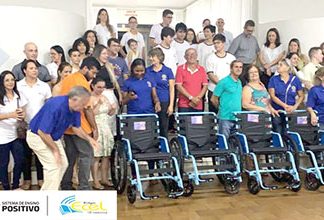 Parceria resulta em aquisição de cadeiras de rodas para doação