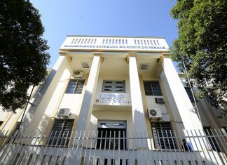 Governo propõe regulamentar cargos em universidades por lei