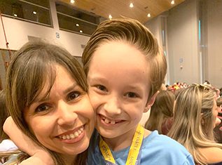 Exemplo de ter estudado Kumon, mãe estimula filho ao método