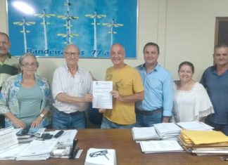 Reunião sobre melhorias na área do turismo municipal