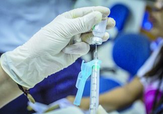 Ministério da Saúde cancela Dia D contra gripe e prorroga calendário de vacinação