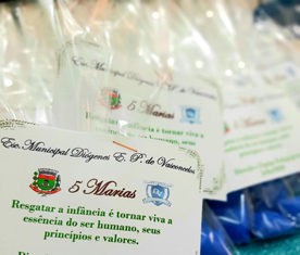 Projeto estimula resgate de brincadeira tradicional ‘Cinco Marias’ 5 MARIAS