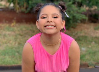 Parabéns para Lívia LIVIA