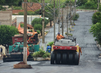 Comunidade recebe melhorias asfálticas em diversas localidades
