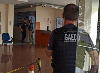 Gaeco cumpre mandados de prisão contra vereadores, presidente de autarquia e empresários investigados por fraude a licitação em Ponta Grossa