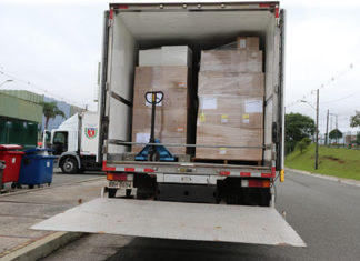 Começa a preparação para a chegada da vacina contra a Covid-19 Caminhões carregados com insumos