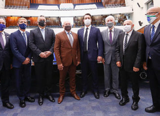 Nova Mesa Diretora é empossada na Assembleia Legislativa do Paraná