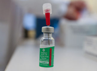 CGE passa a receber denúncias de fura-filas da vacina