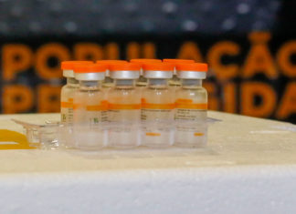 Paraná vai receber 2,4 milhões de doses de vacina até março