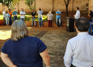 Deputado Cobra Repórter discute projetos com lideranças da cidade