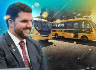 Deputado federal Pedro Lupion entrega ônibus para a área da educação de Arapongas