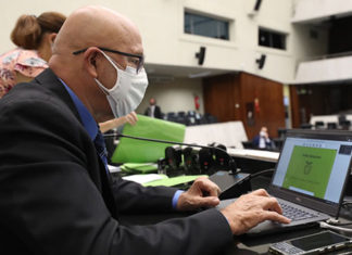 Novos veículos modernizam frotas da saúde de sete municípios do Norte Pioneiro