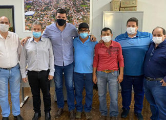 Autoridades de Santa Mariana apresentam demandas ao deputado Lupion