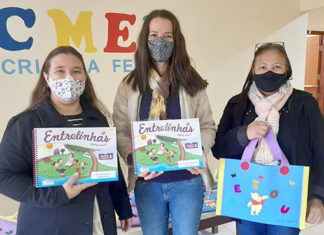 Alunos municipais recebem material didático do prefeito Edão