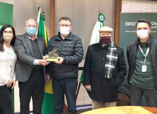 BRDE e Sicredi comemoram parceria na geração de emprego e renda