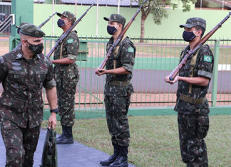 TG 05-013 recebe visita de orientação técnica da 5ª Região Militar