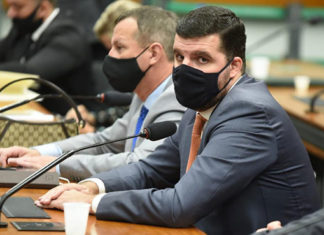Câmara dos Deputados aprova texto de Pedro Lupion