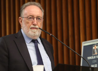 Assembleia pede investigação sobre fakenews e cibercrimes