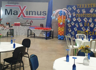 Colégio Maximus comemora Dia dos Professores